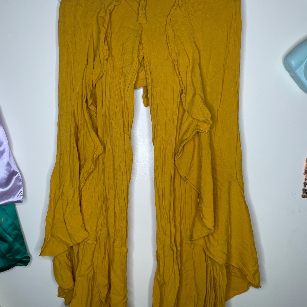 Contemporary flare pants from Forever 21, Medium